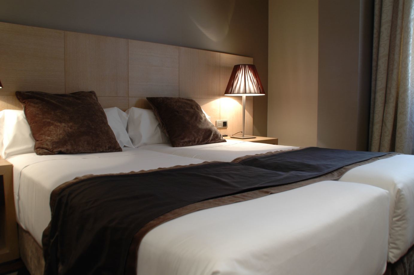 Washington Parquesol Suites & Hotel Valladolid Exteriér fotografie